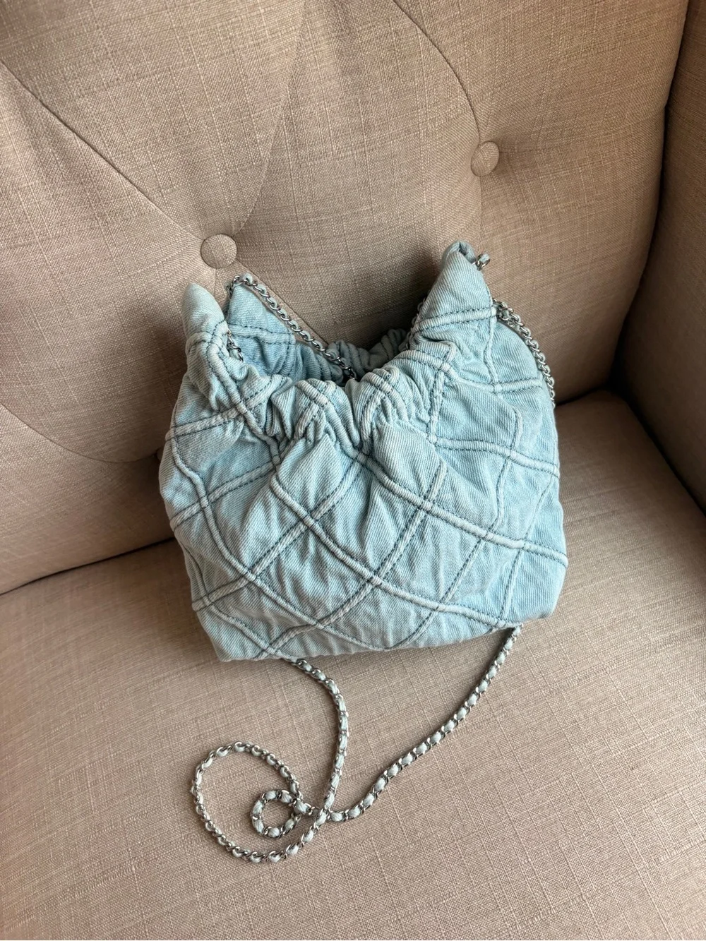 Tory Burch Light Blue Quilted Drawstring Shoulder Bag with Chain Strap- Like New - Picture 3 of 7